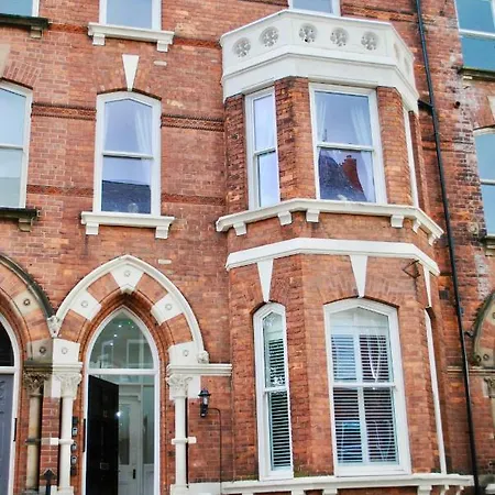 Apartman 5 The Keyes Bright & Spacious With Free Parking